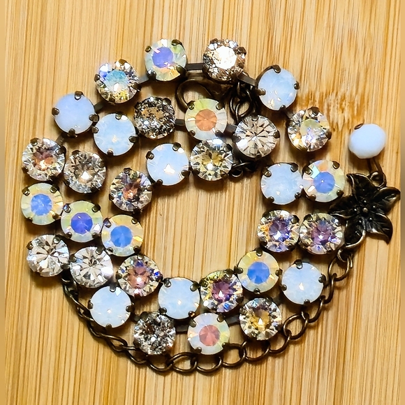 White Opal and AB Crystal Necklace & Earrings on Brass - Picture 8 of 8